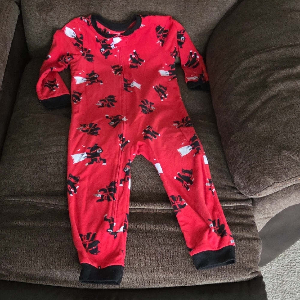 Carter's Kids Pajamas - Red and Blue Space Theme - Picture 5 of 6